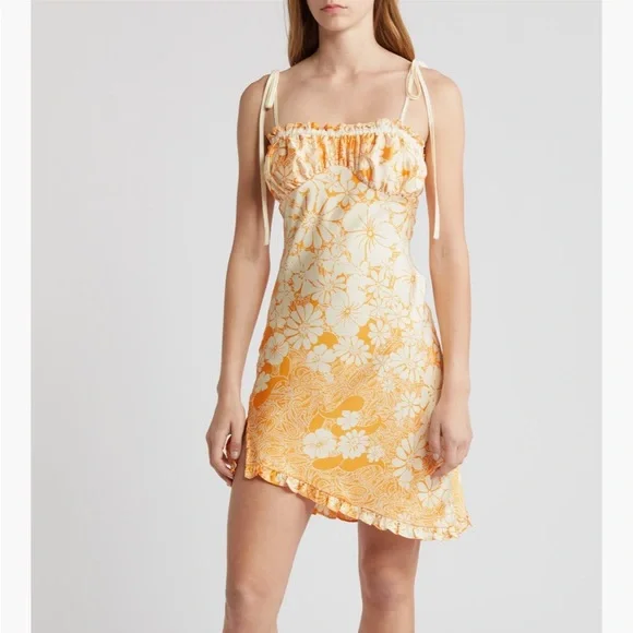Free People Retro Daisy Asymmetric Slipdress in Icelandic Poppy Comb at Nordstrom, Size Medium